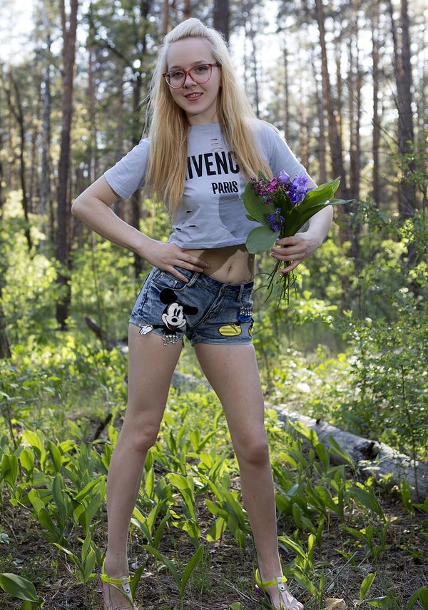 Оксюшенька, 23 года, 1 размер груди